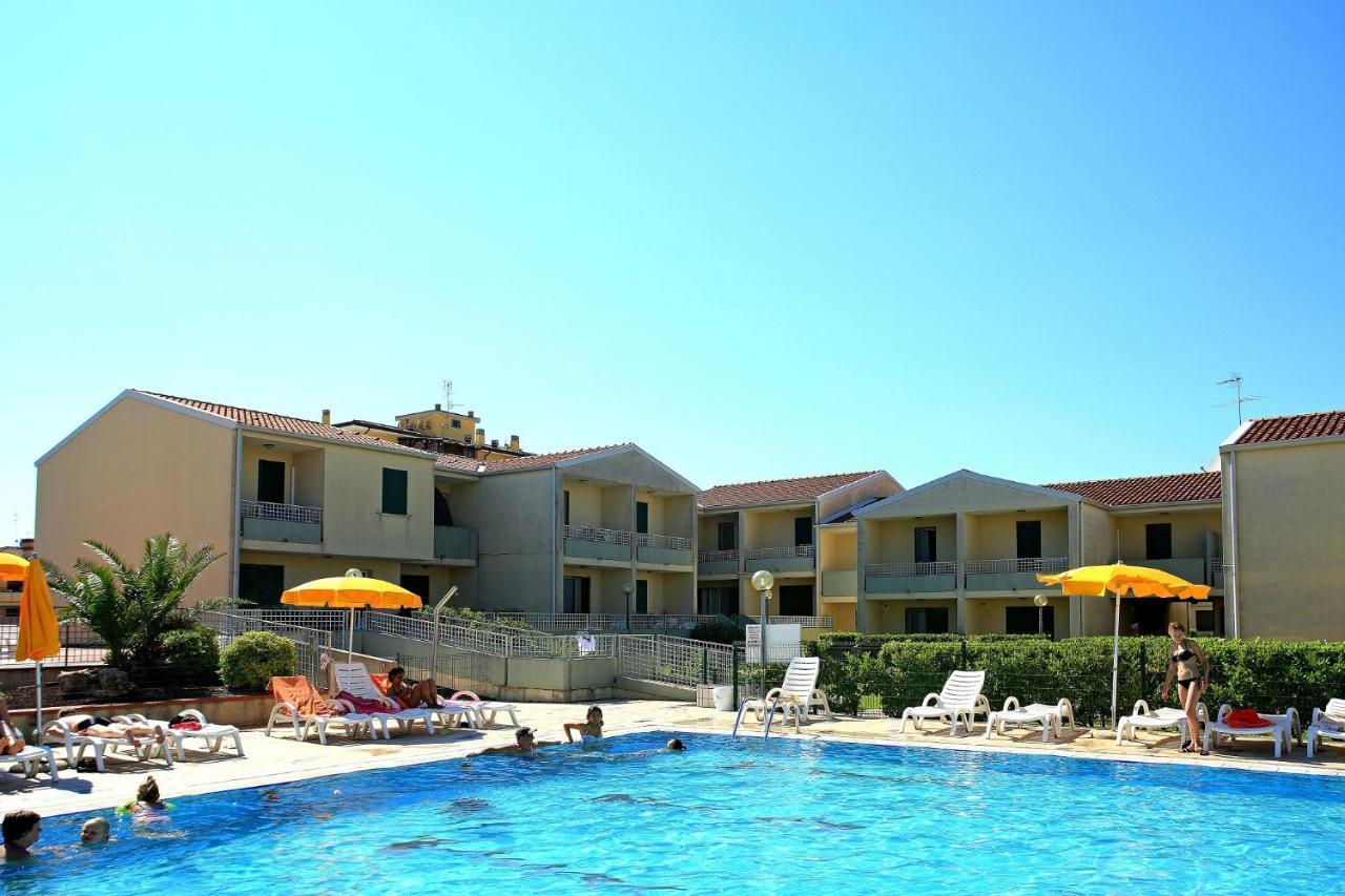 Villaggio Luna Due 卡奥莱 外观 照片