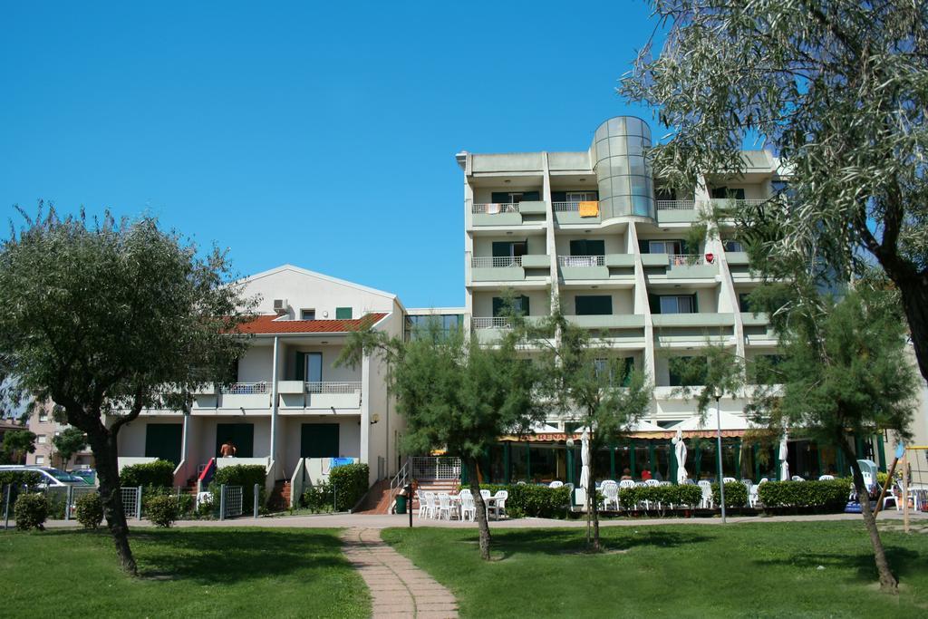 Villaggio Luna Due 卡奥莱 外观 照片